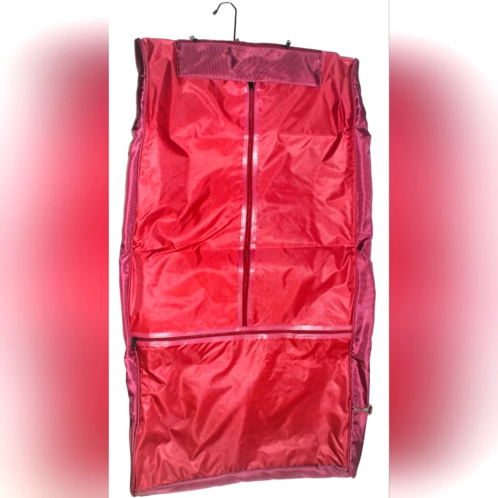 PIERRE CARDIN Burgundy Canvas Folding Garment or Suit Bag Luggage